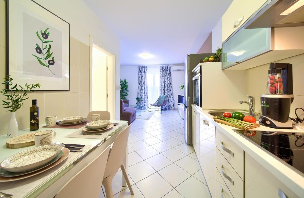 Apartments Aster Малинска Экстерьер фото