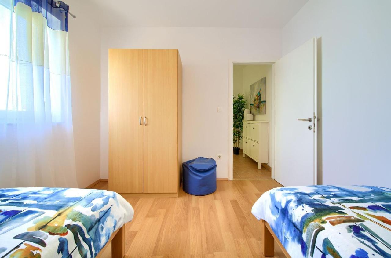 Apartments Aster Малинска Экстерьер фото