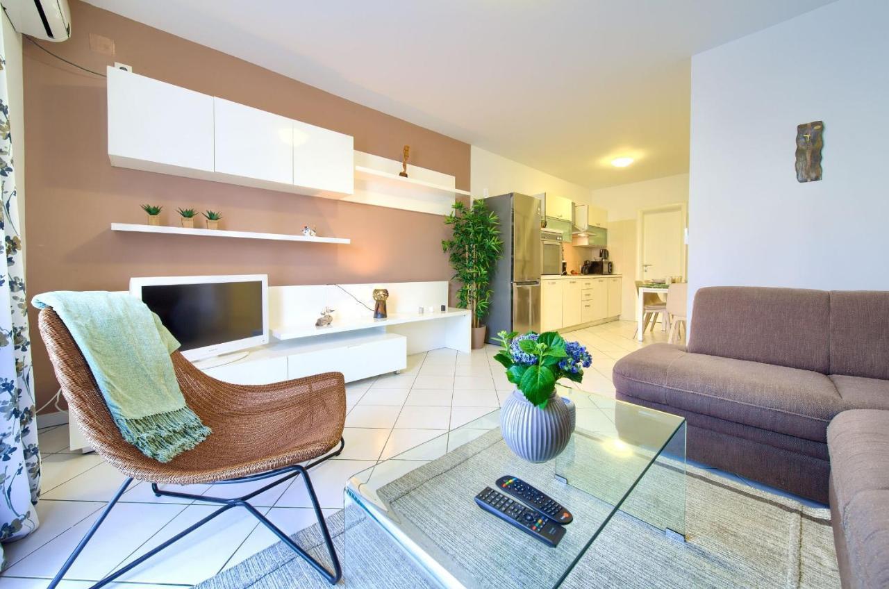 Apartments Aster Малинска Экстерьер фото